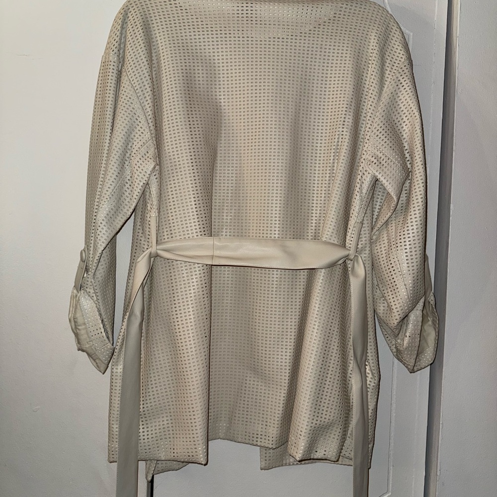 Zara Cream Textured Women's Robe - Picture 6 of 6